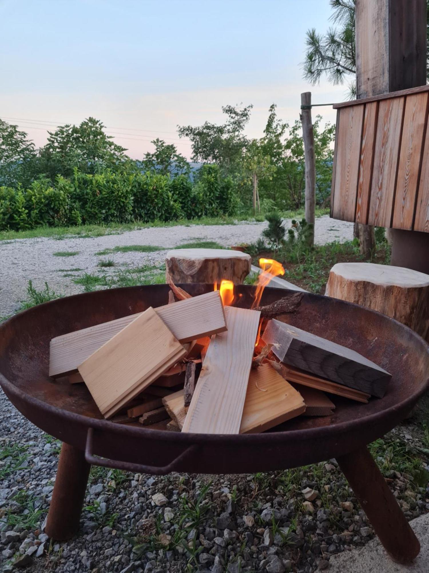 Ferienwohnung Panorama Glamping Vipavska Dolina Dobravlje Exterior foto